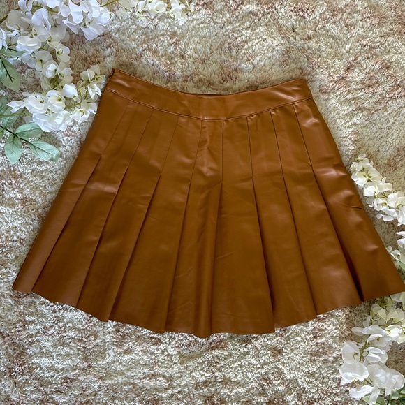 Pleated Pleather Skirt  | Women’s Size L | Color Cognac | By Love Tree - Picture 4 of 7